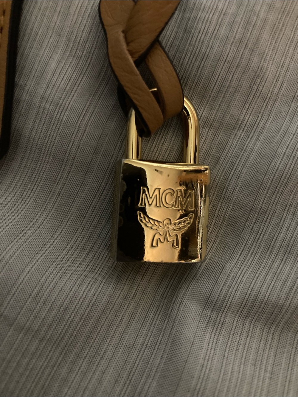 MCM Gold Padlock Key Charm with Tan Leather Clochette. With COA - Picture 3 of 4